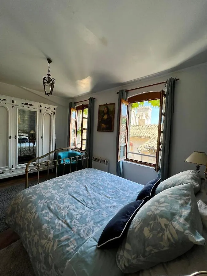 アヴィニョンRenove, Vue Sur Palais Des Papes, Terrasse Et Wifi Troisieme Etageアパートメント