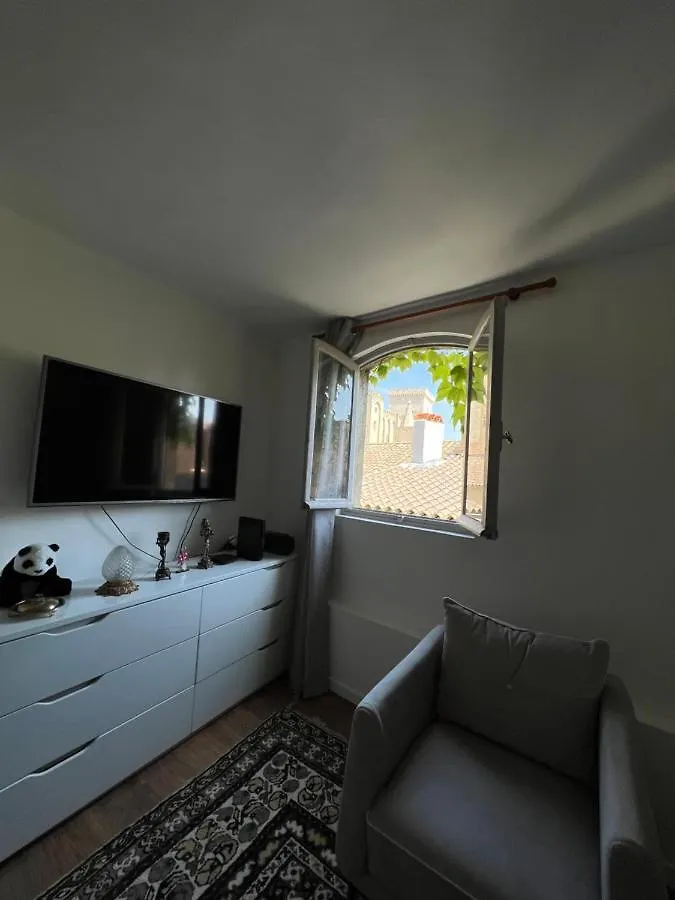 Renove, Vue Sur Palais Des Papes, Terrasse Et Wifi Troisieme Etage Apartment Avignon