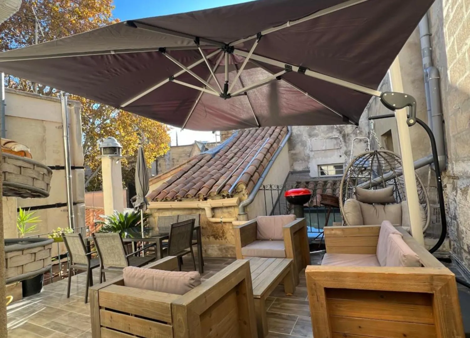 Renove, Vue Sur Palais Des Papes, Terrasse Et Wifi Troisieme Etage Apartment Avignon